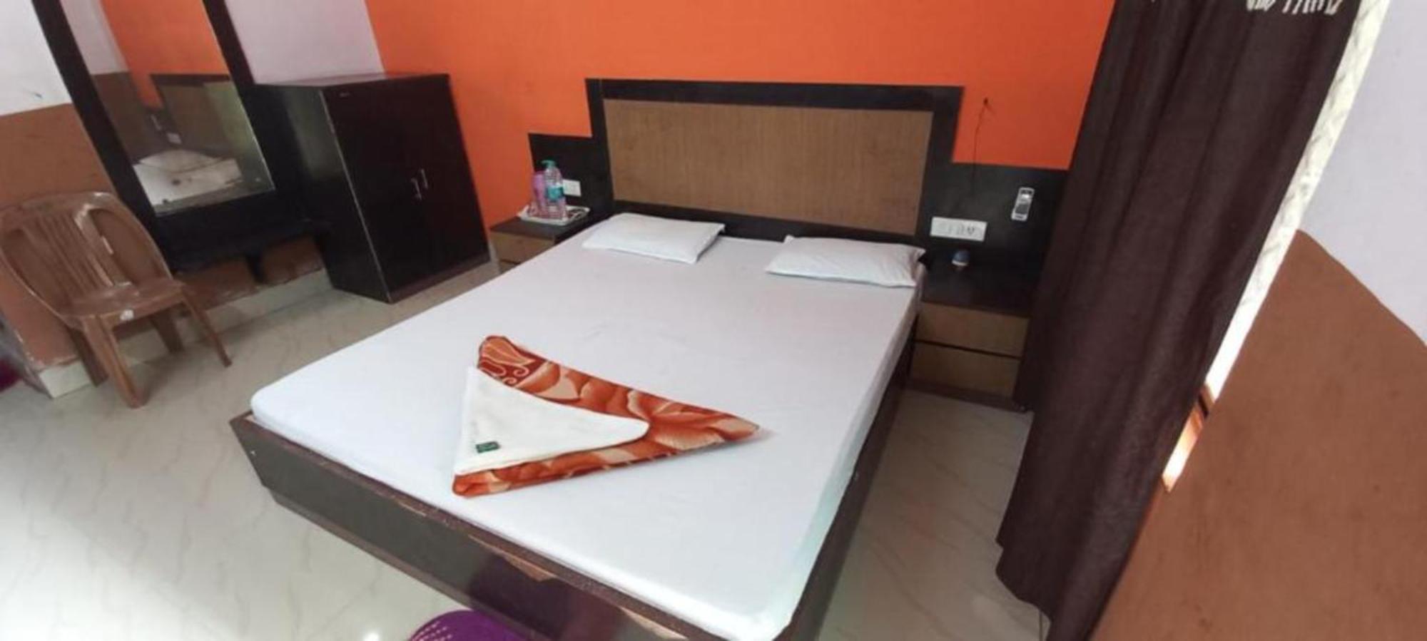 Hotel Samrat Palace Near Puri Sea Beach Best Choice Of Travellers By Morservices Extérieur photo