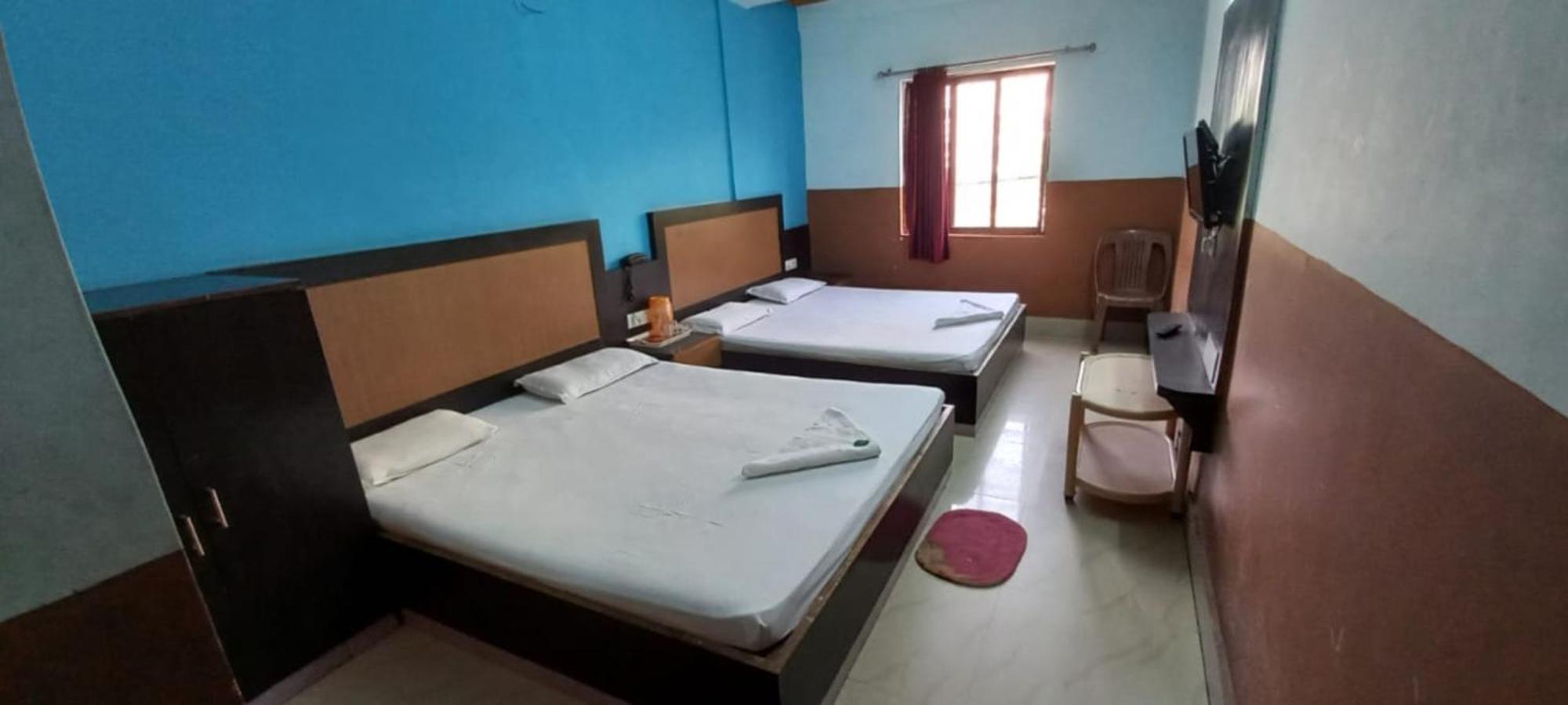 Hotel Samrat Palace Near Puri Sea Beach Best Choice Of Travellers By Morservices Extérieur photo
